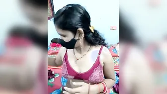 Early Morning Strip With Horny Desi Milf Showing It All Off
