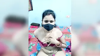 Early Morning Strip With Horny Desi Milf Showing It All Off