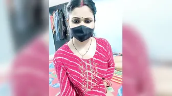 Afternoon Delight With Indian Aunty Stripping Down To Nothing