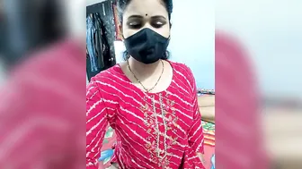 Afternoon Delight With Indian Aunty Stripping Down To Nothing