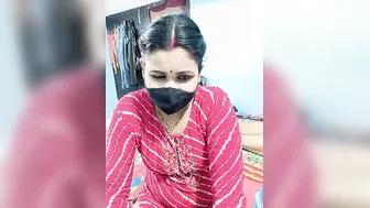 Afternoon Delight With Indian Aunty Stripping Down To Nothing