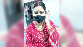 Afternoon Delight With Indian Aunty Stripping Down To Nothing