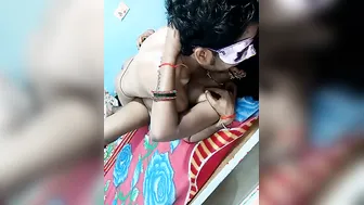 Evening Show With Horny Desi Aunty Removing Her Clothes Live