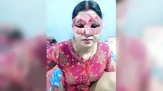 Afternoon Delight With Curvy Indian Aunty Removing Everything