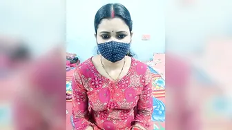 Afternoon Delight With Curvy Indian Aunty Removing Everything