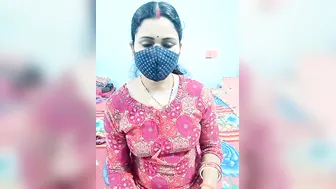 Afternoon Delight With Curvy Indian Aunty Removing Everything