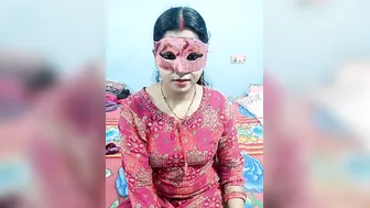 Afternoon Delight With Curvy Indian Aunty Removing Everything