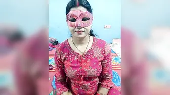 Afternoon Delight With Curvy Indian Aunty Removing Everything