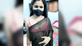Hot Indian Milf Getting Wild On Webcam Showing Everything Off