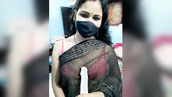 Hot Indian Milf Getting Wild On Webcam Showing Everything Off