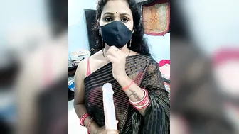 Hot Indian Milf Getting Wild On Webcam Showing Everything Off