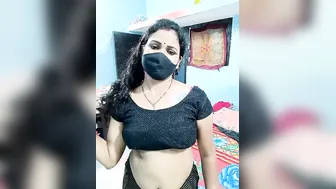 Hot Indian Milf Getting Wild On Webcam Showing Everything Off