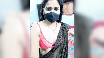 Hot Indian Milf Getting Wild On Webcam Showing Everything Off