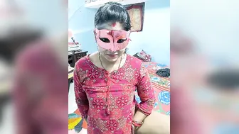 Desi Housewife Aunty Stripping Bare In Her Bedroom Live Show