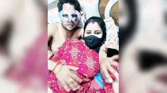 Desi Housewife Aunty Stripping Bare In Her Bedroom Live Show