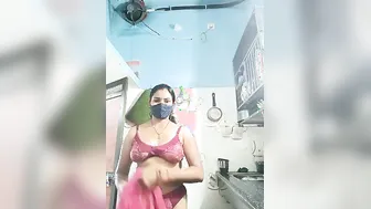 My Favorite Desi Aunty Performing Naked Early Morning On Her Phone