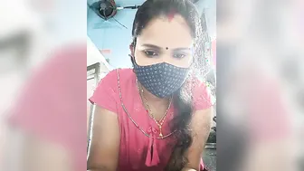 My Favorite Desi Aunty Performing Naked Early Morning On Her Phone