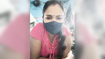 My Favorite Desi Aunty Performing Naked Early Morning On Her Phone