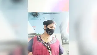 Thick Indian Aunty Dancing And Stripping For Online Viewers