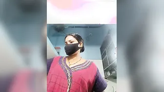 Thick Indian Aunty Dancing And Stripping For Online Viewers