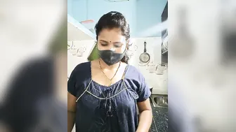 Indian Milf Spreading Legs And Teasing During Her Evening Camshow