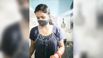 Indian Milf Spreading Legs And Teasing During Her Evening Camshow