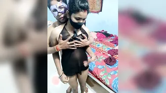 Thick Indian Milf Aunty Stripping Completely Naked On Webcam