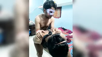 Thick Indian Milf Aunty Stripping Completely Naked On Webcam