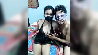 Thick Indian Milf Aunty Stripping Completely Naked On Webcam