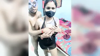 Thick Indian Milf Aunty Stripping Completely Naked On Webcam
