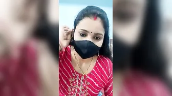 Tamil Aunty Getting Fully Naked During Her Morning Webcam Session