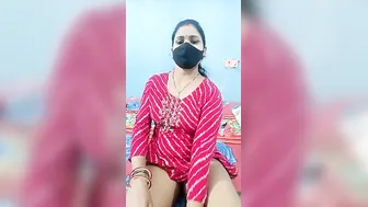 Tamil Aunty Getting Fully Naked During Her Morning Webcam Session