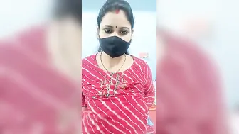 Tamil Aunty Getting Fully Naked During Her Morning Webcam Session