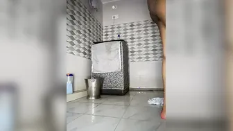 Hot Indian Aunty Removing Saree Slowly In Live Webcam Session