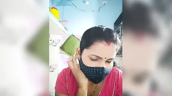 Hot Indian Aunty Teasing And Undressing In Private Webcam Session