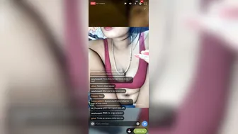 Desi Babe Stripping Live Showing Everything For Her Online Fans