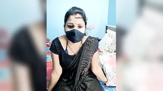 Desi Aunty Stripping Live Showing Her Curves On Camera For Me