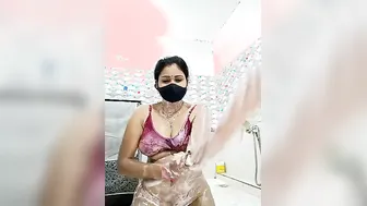Desi Aunty Stripping Online Showing Her Curves To Strangers