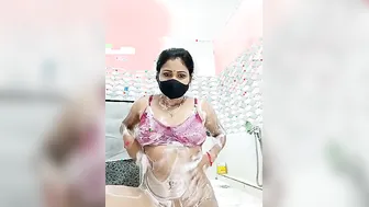 Desi Aunty Stripping Online Showing Her Curves To Strangers