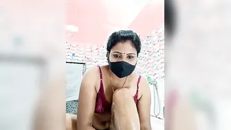 Desi Aunty Stripping Online Showing Her Curves To Strangers