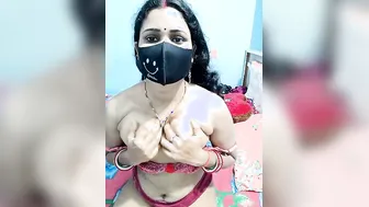Indian Housewife Secretly Streaming And Pleasuring Herself Alone
