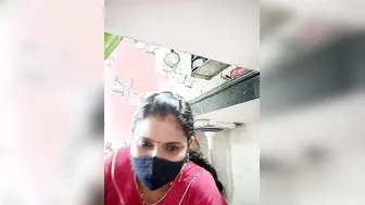 Bengali Aunty Touching Herself While Stripping On Webcam For Fans