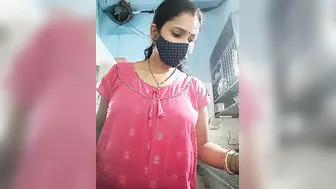 Bengali Aunty Touching Herself While Stripping On Webcam For Fans