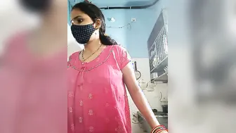 Bengali Aunty Touching Herself While Stripping On Webcam For Fans