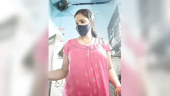 Bengali Aunty Touching Herself While Stripping On Webcam For Fans