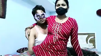 Thick Indian Aunty Stripping On Cam Teasing Watchers Hard
