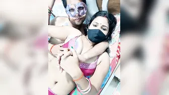 Indian Aunty Streaming Live Peeling Off Saree And Clothes