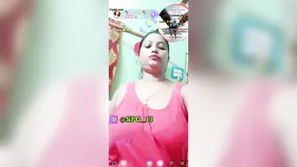 Indian Slut Dancing And Stripping Naked On Live Camera Session