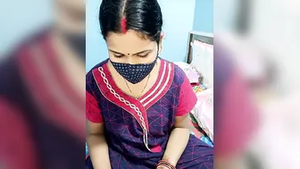 Indian Aunty Undressing Publicly Streaming Her Body Live
