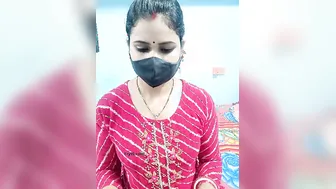 Hot Aunty Undressing Online Showing Everything She Has Got